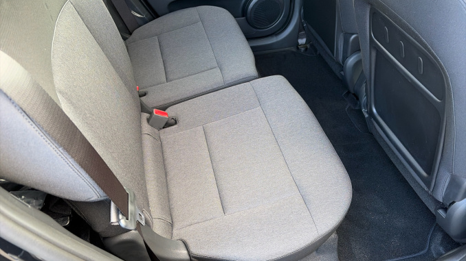Hyundai INSTER 85kW 02 49kWh 5dr Auto Electric Hatchback - Image 40